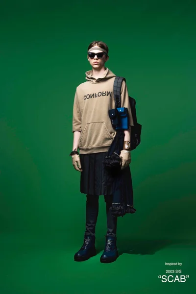 Look 15